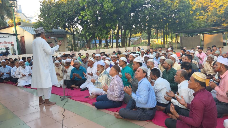 তারেক রহমানের জন্মদিনে সীতাকুন্ড বিএনপির দোয়া মাহফিল